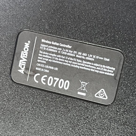 ACTIVISION Guitar Hero Live Wireless Guitar - Xbox One 360 PS4 PS3 * NO DONGLE* - Picture 2 of 5